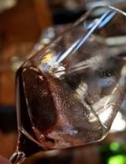 wine-pour-SedimentGlass 185x240